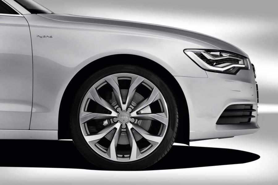 Колеса Audi A6 Hybrid Sedan (4G, C7) 2011 года  (фото 15 из 24)